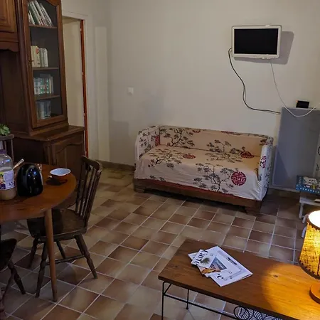 La Maison De Papy Pres De La