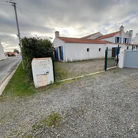 La Maison De Famille Typique Proche De La * Barbâtre